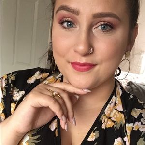 I CONSIDER ALL OFFERS ❤️✨